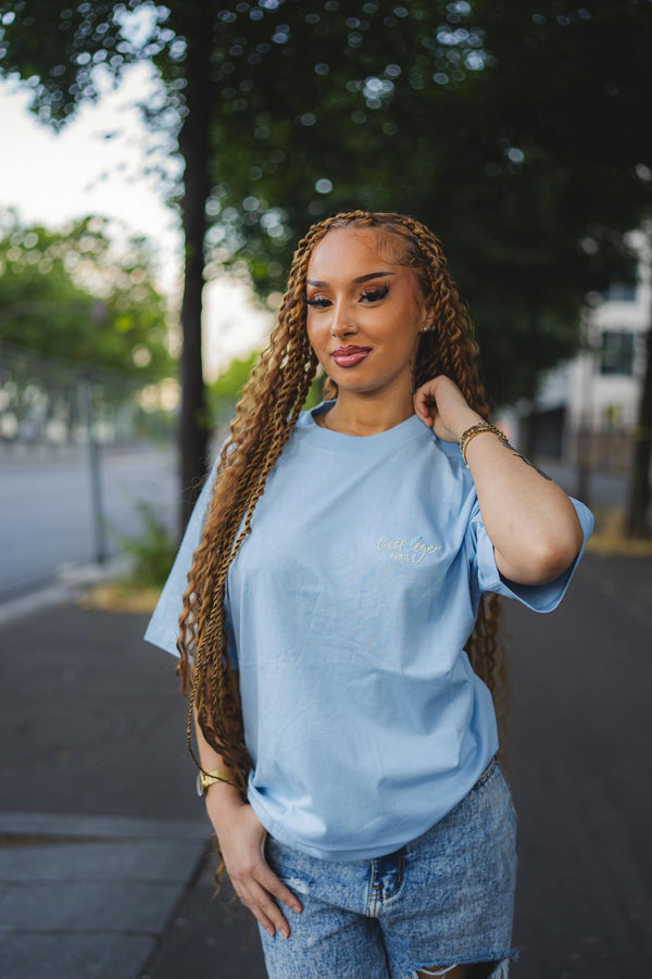 T-Shirt CLP Bleu Ciel Unisexe Logo Blanc
